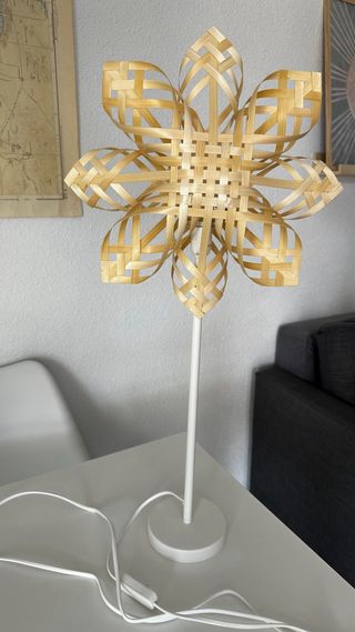 Lámpara de pie con aplique estrella Ikea