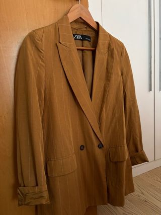 Blazer zara talla XS