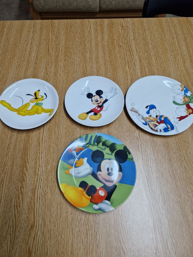 Platos y vasos Disney