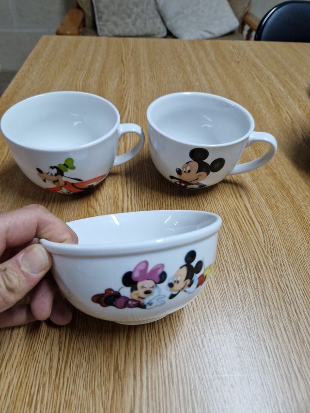 Platos y vasos Disney