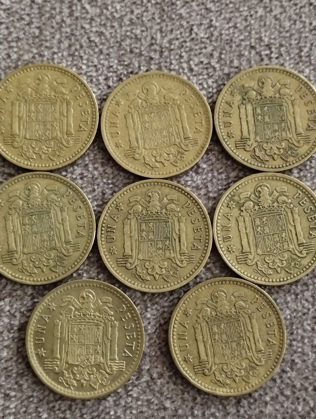 Lote 40 monedas de peseta de 1966.