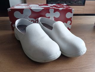 Zueco unisex protección puntera