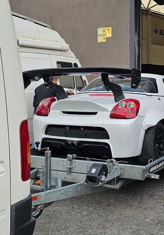 Escape Toyota MR2 1ZZ con válvula