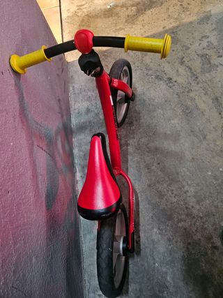 Bicicleta iniciación sin pedales