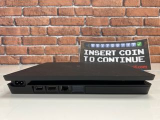 GAMi.251001: PS4 Slim 500Gb NEGRA