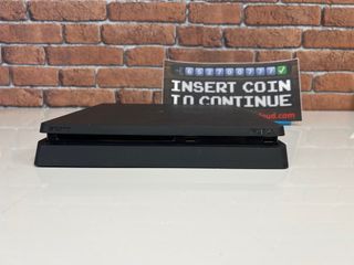 GAMi.251001: PS4 Slim 500Gb NEGRA