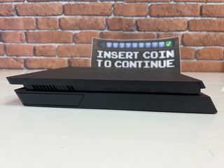 GAMi.251001: PS4 Slim 500Gb NEGRA