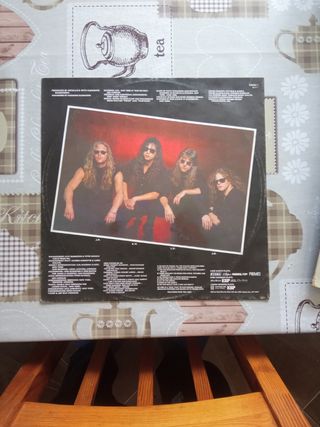 Doble vinilo recopilatorio de rock vasco