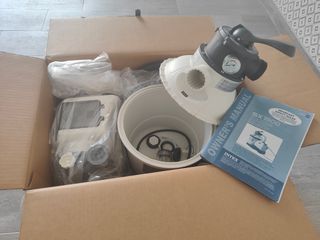 Bomba y complementos de piscina