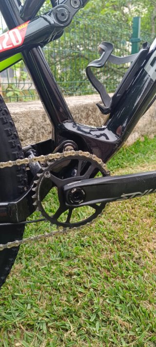 Bicicleta  de carbono en perfecto estado