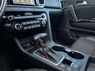 KIA Sportage GTLine Essential MHEV DCT -AUTOMÁTICO