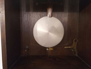 reloj de péndulo antiguo