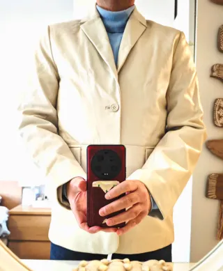 Americana de cuero color crudo