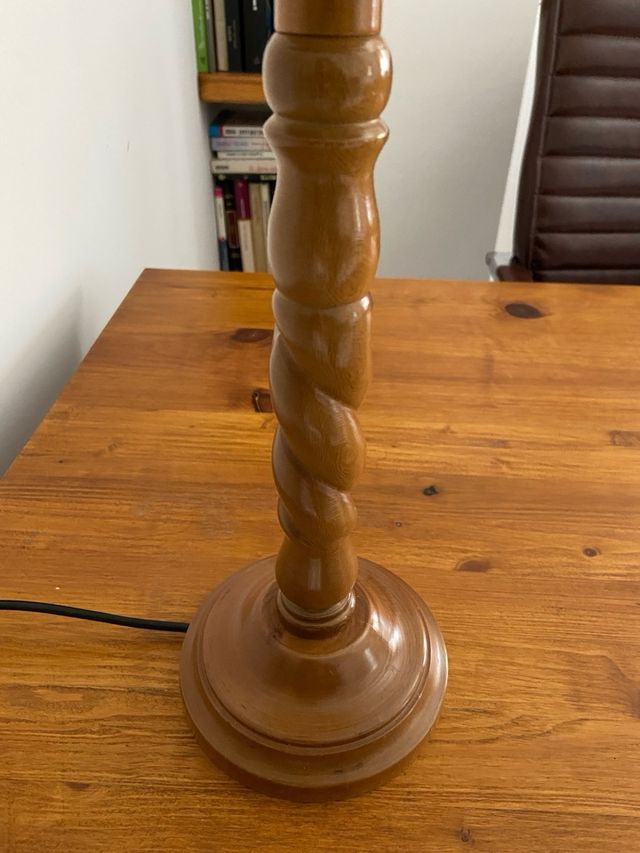 Lamparita rustica de madera