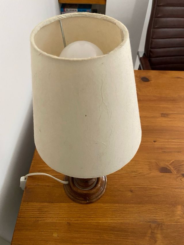 Lamparita rustica de madera