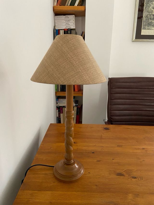 Lamparita rustica de madera