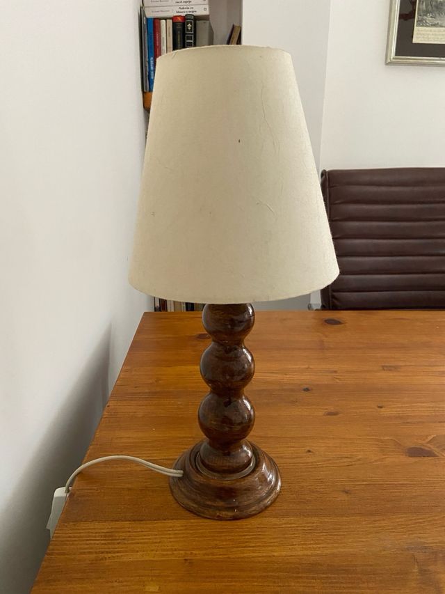 Lamparita rustica de madera