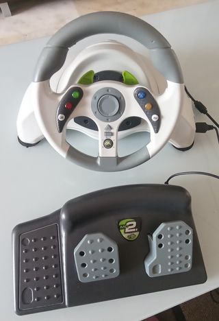 Volante y pedales XBox 360