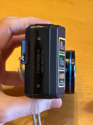 Digicam Samsung Digimax S850  Compacta de 8MP con zoom 5×