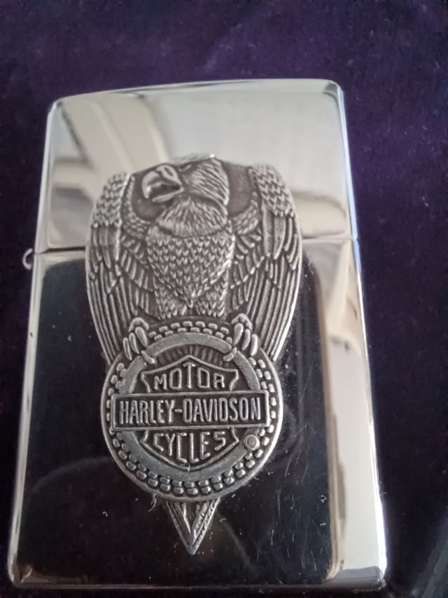 Zippo y bolígrafo Harley-Davidson