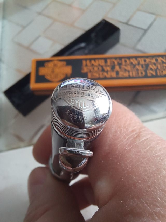 Zippo y bolígrafo Harley-Davidson