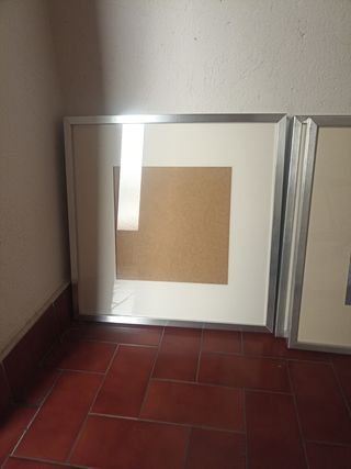 Marcos pared Ikea