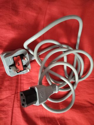 Cable con Clavija inglesa