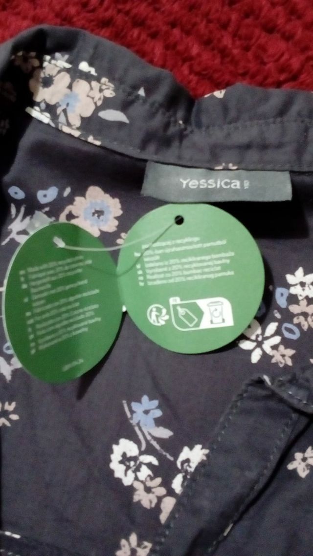 Camisa polo flores nueva azul marino C&A