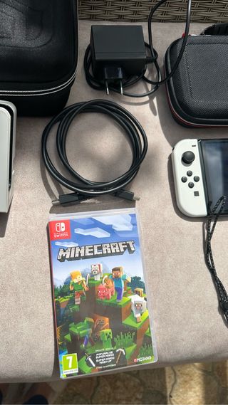 Nintendo Switch (modello OLED)