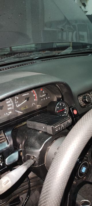 Greddy profec B Boost controller