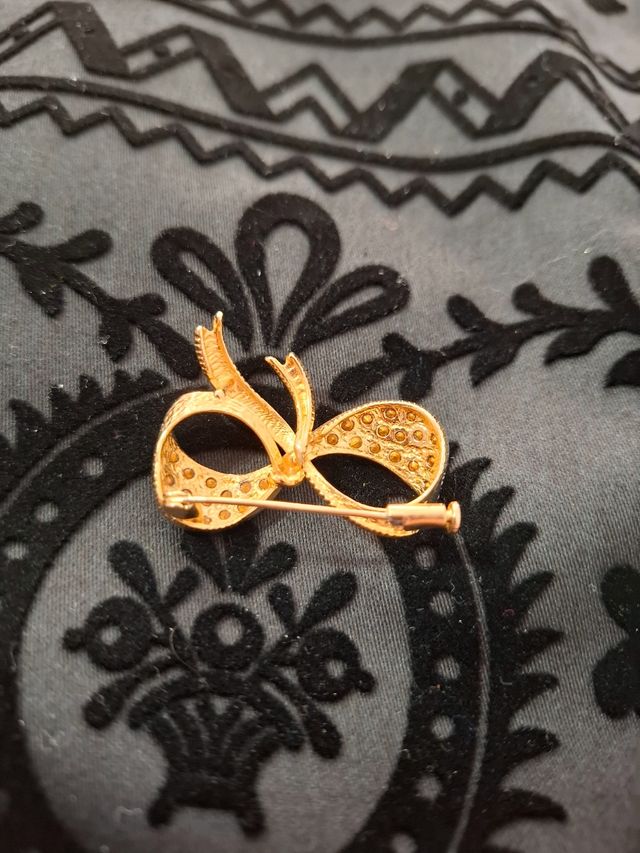 Aguja pañuelo mantilla flamenca fallera