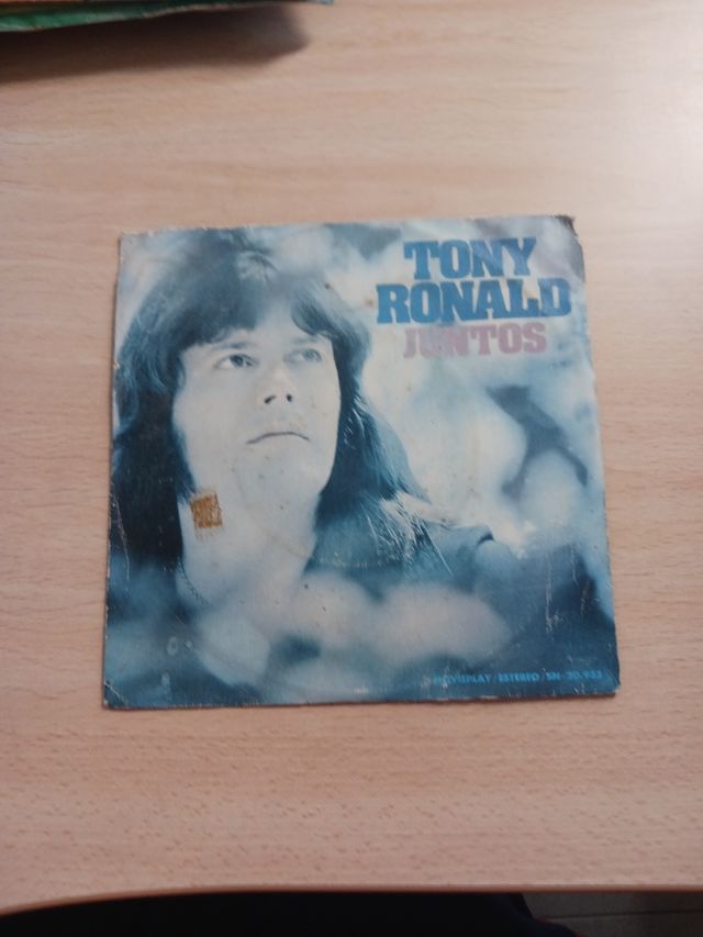 SINGLE TONY RONALD