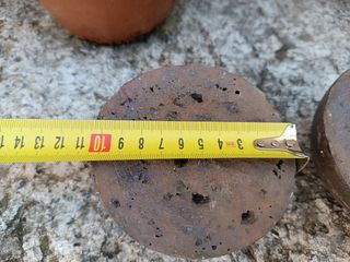 Bola cañón partida en dos