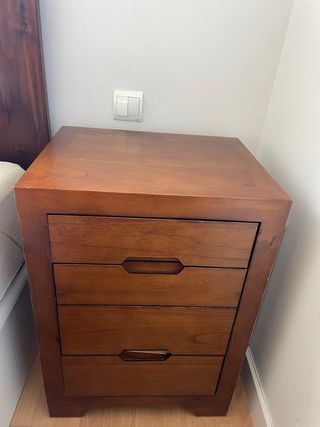 Juego mesillas y Cabecero Banak