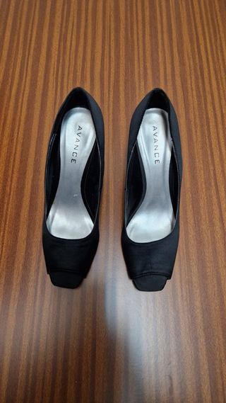 Zapatos de fiesta de raso