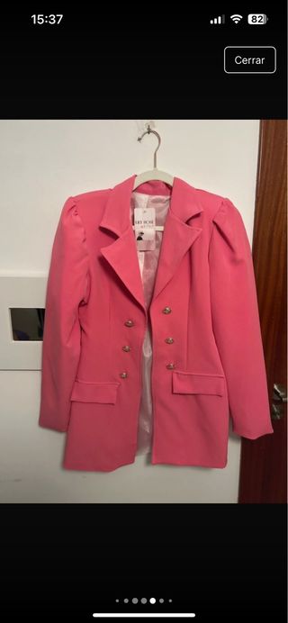 Traje chaqueta y falda