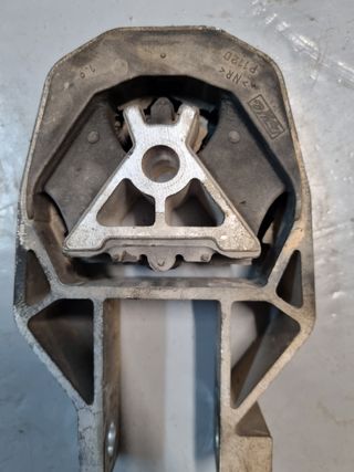 Tacos de motor para ford y volvo