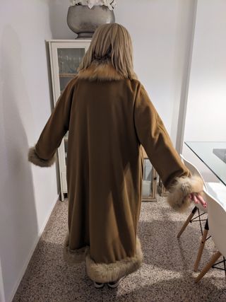 Abrigo largo pelo zorro canadiense