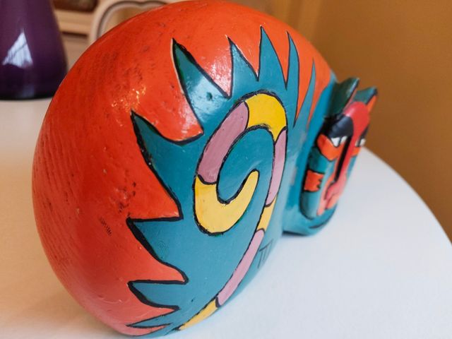 Gato madera tallado y pintado a mano