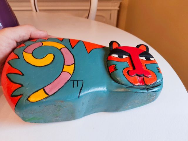 Gato madera tallado y pintado a mano