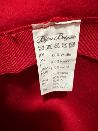 Sombrero de lana rojo de mujer