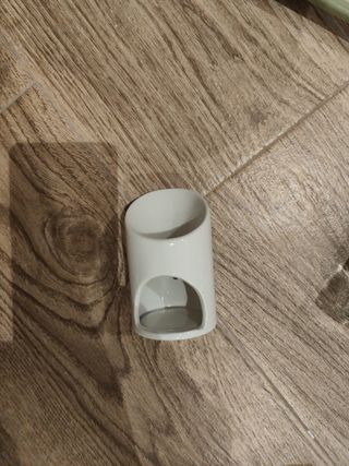 Decorazione: orologi e vasi