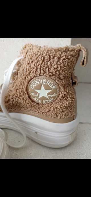 Converse chuck Taylor move con plataforma.