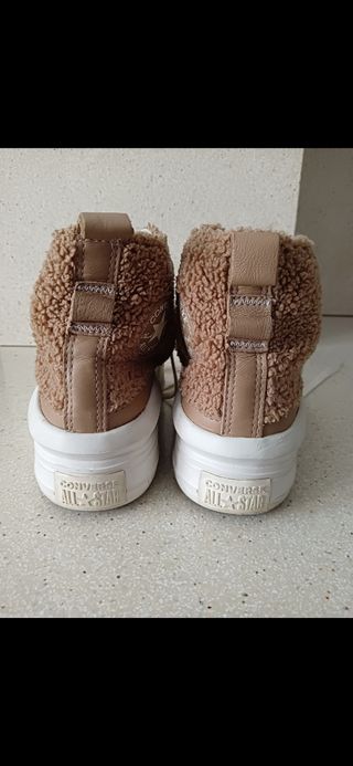 Converse chuck Taylor move con plataforma.