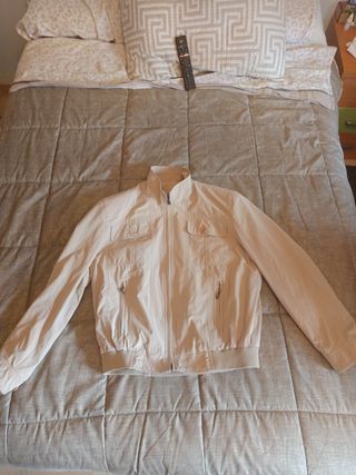 Cazadora beige claro