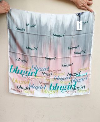 Foulard Blugirl Blumarine nuovo 70 cm x 70 cm