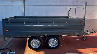 Remolque nuevo grande