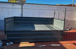 Remolque nuevo grande