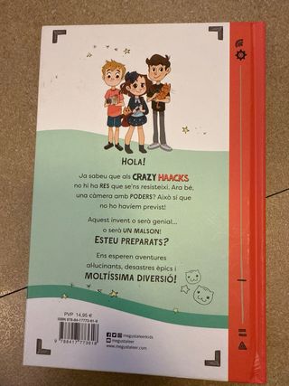 Dos libros de los youtubers "The Crazy Haacks"