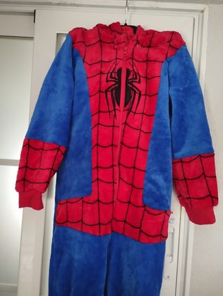 Pijama Spiderman talla 5-6